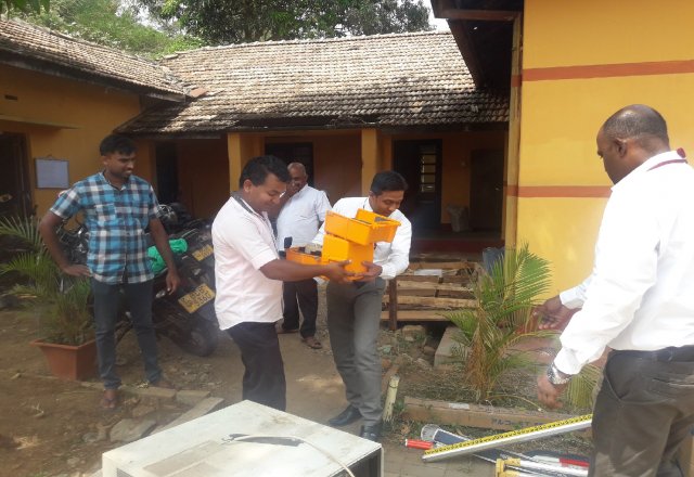 උපකරණ පරිත්‍යාග කිරීම 2020.03.04